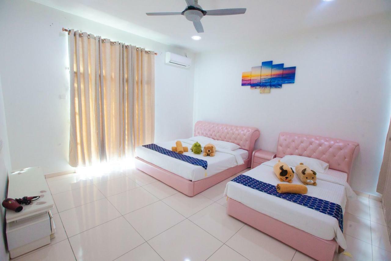 The Only Sea View In Town Vila Kuah Exterior foto